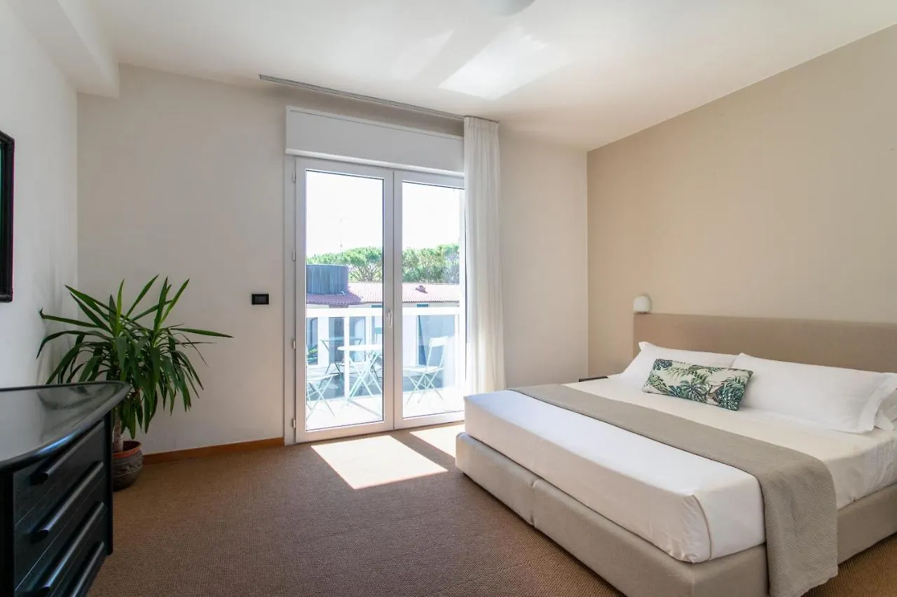 Aparthotelharvey Lido di Jesolo Hotel