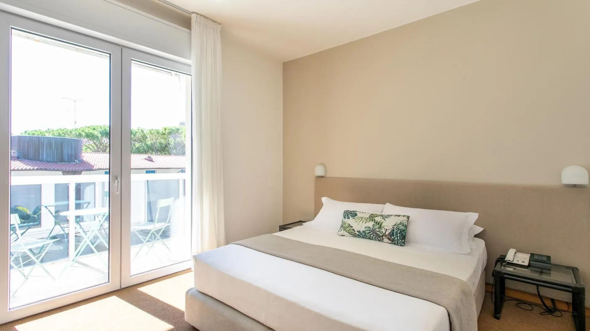 Aparthotelharvey Lido di Jesolo 4*,  Italy